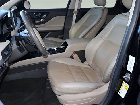 Used 2022 Lincoln Corsair Reserve image 12