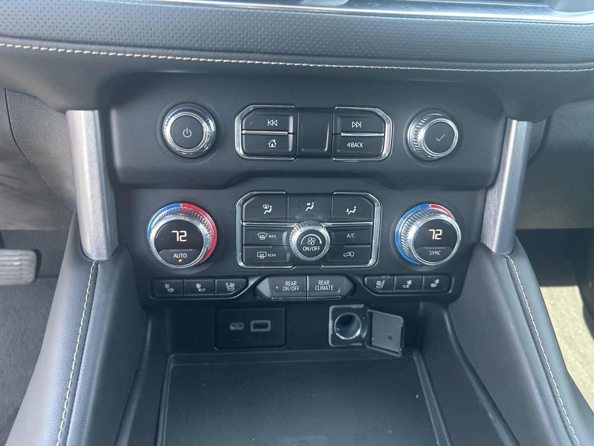 Used 2022 GMC Yukon SLT w/ SLT Luxury Package RWD image 10