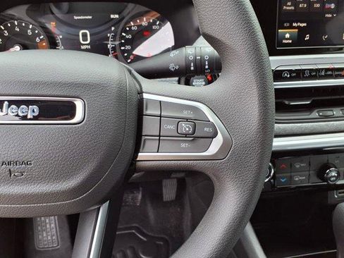 New 2025 Jeep Compass Sport image 27