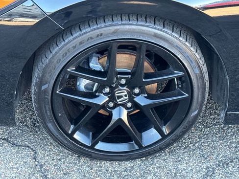 Certified 2025 Honda Civic Sport image 2