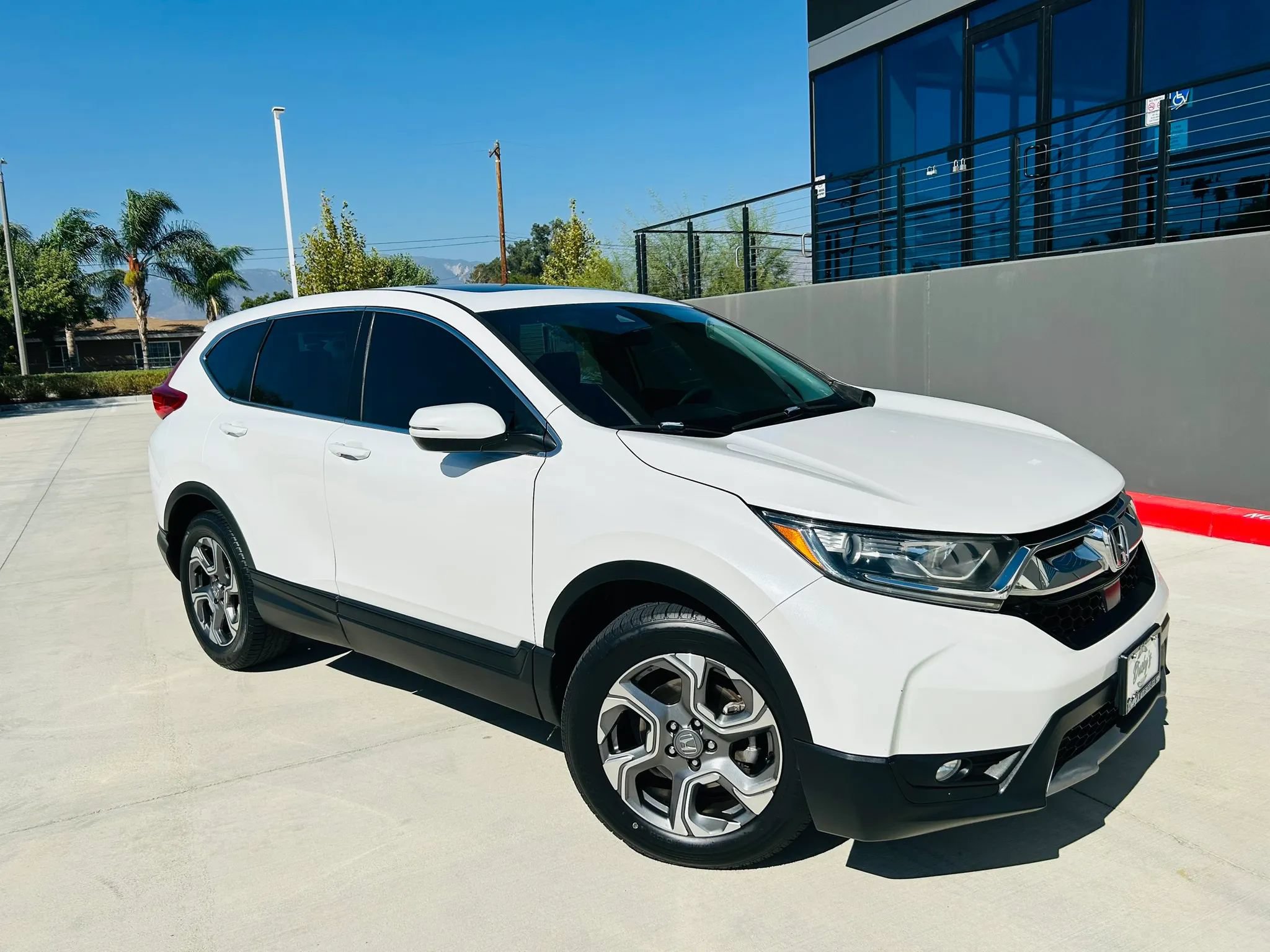 Used 2019 Honda CR-V EX image 8