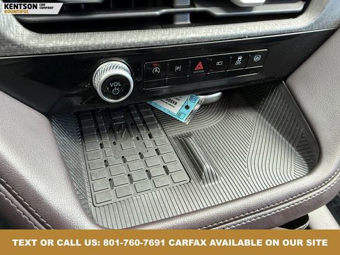 Used 2025 Ford Explorer Platinum w/ LUX Leather Package image 26