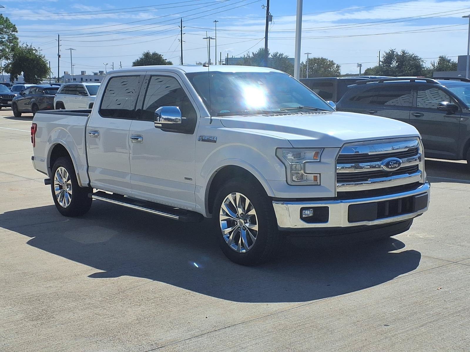 Used 2016 Ford F150 Lariat w/ Equipment Group 502A Luxury RWD image 2