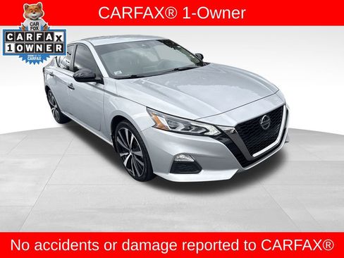 Used 2022 Nissan Altima 2.5 SR image 3