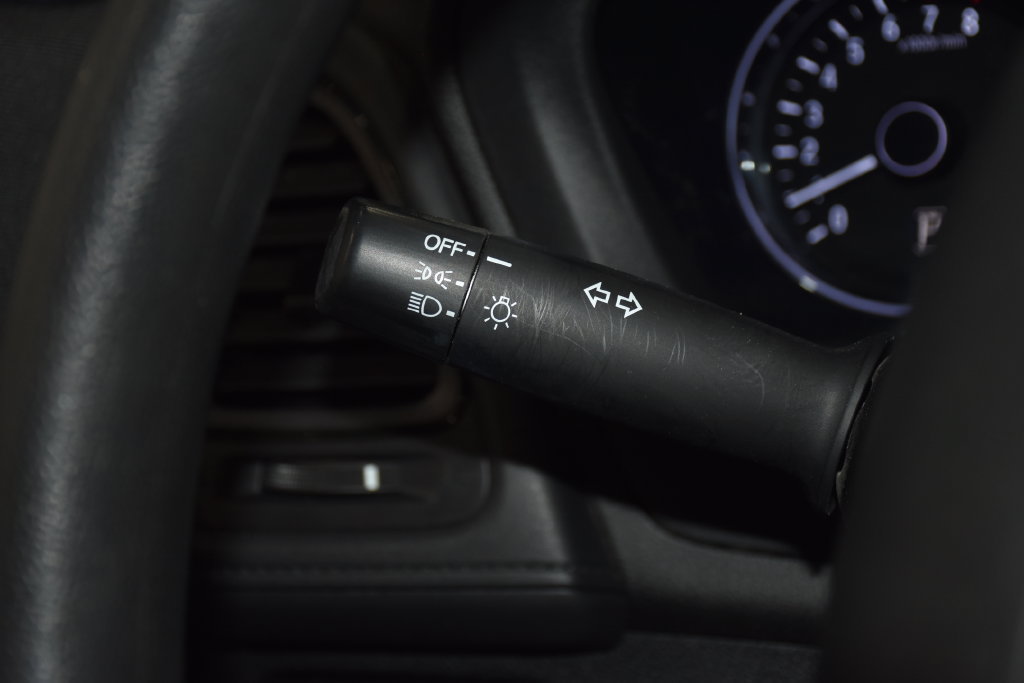 Used 2021 Honda HR-V LX image 13