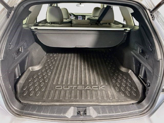 Used 2023 Subaru Outback Premium AWD/4WD image 34