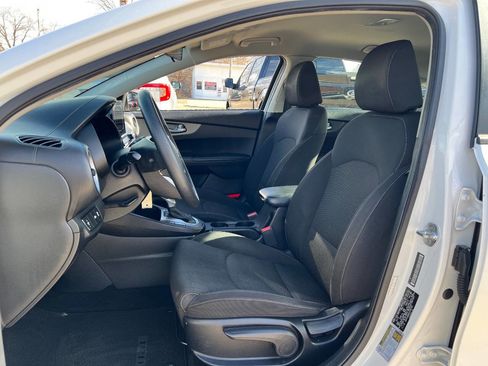 Used 2020 Kia Forte Sedan image 9