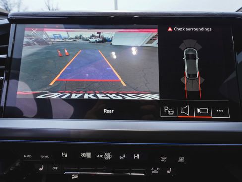 Used 2024 Audi Q4 e-tron Premium Plus image 20