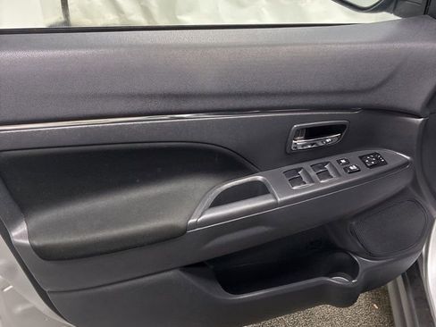 Used 2024 Mitsubishi Outlander Sport AWD image 11