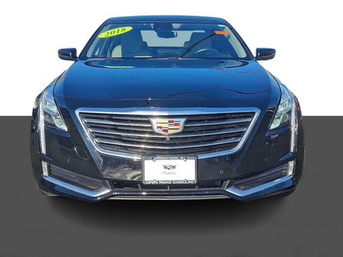 Used 2018 Cadillac CT6 Luxury image 2