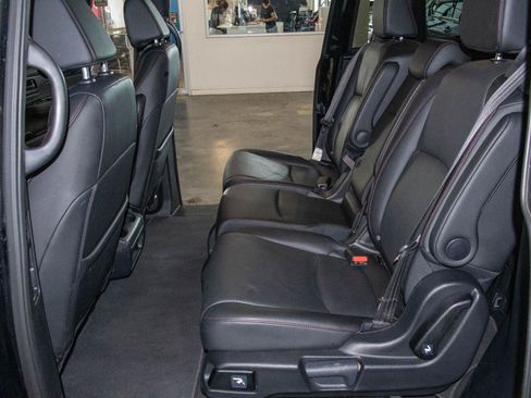 Used 2025 Honda Odyssey Sport-L image 14