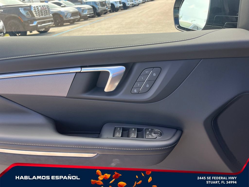 New 2027 Buick Enclave Sport Touring w/ Super Cruise Package FWD image 23