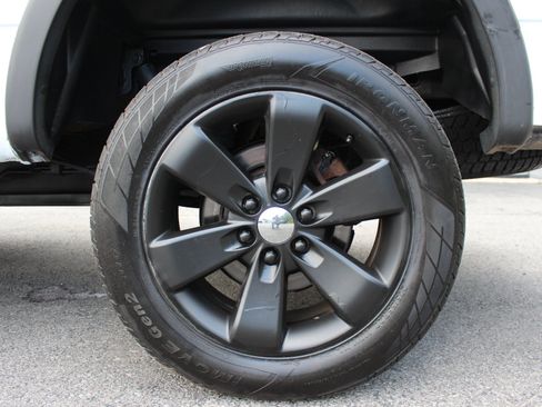 Used 2013 Ford F150 FX4 w/ Luxury Equipment Group AWD/4WD image 40