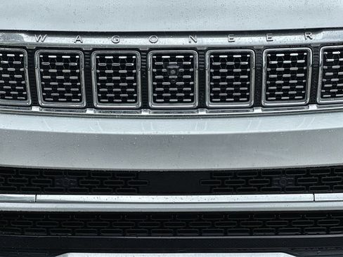Used 2022 Jeep Grand Wagoneer Series I AWD/4WD image 32