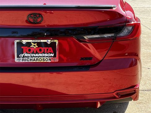 Used 2025 Toyota Camry XSE image 6