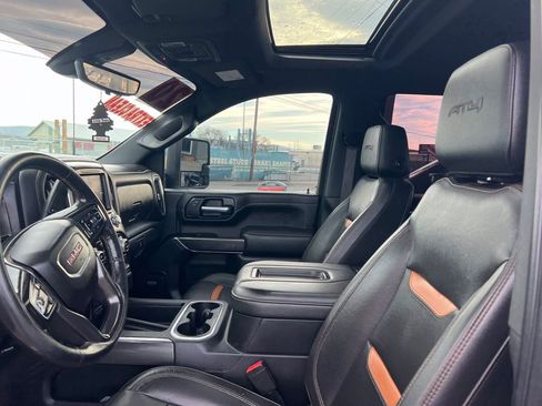 Used 2020 GMC Sierra 3500 AT4 w/ AT4 Premium Package AWD/4WD image 11