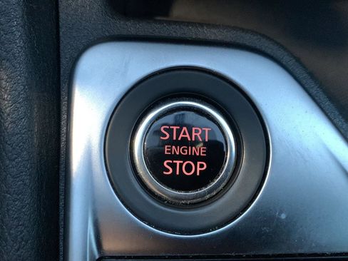 Used 2023 Nissan Sentra SV image 11