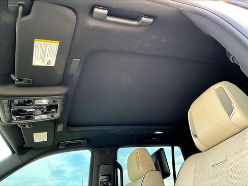 Used 2025 Cadillac Escalade Sport w/ Touring Package AWD/4WD image 18