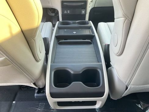 New 2026 Honda Odyssey EX-L image 28