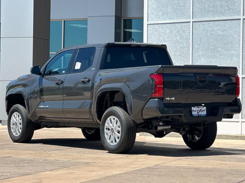New 2026 Toyota Tacoma SR5 AWD/4WD image 6