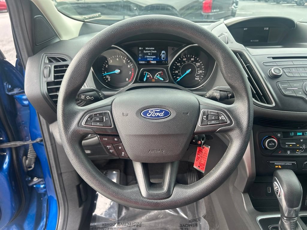 Used 2018 Ford Escape SE w/ Ford Safe & Smart Package FWD image 22