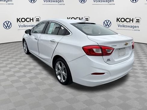 Used 2018 Chevrolet Cruze Premier image 5
