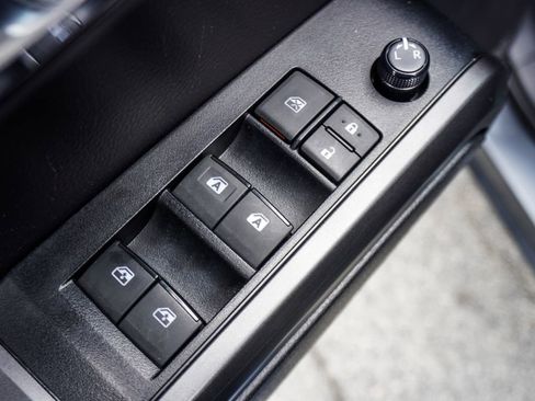 Used 2023 Toyota Tacoma TRD Off-Road RWD image 21