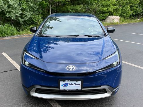 New 2026 Toyota Prius Plug-In Hybrid FWD image 8
