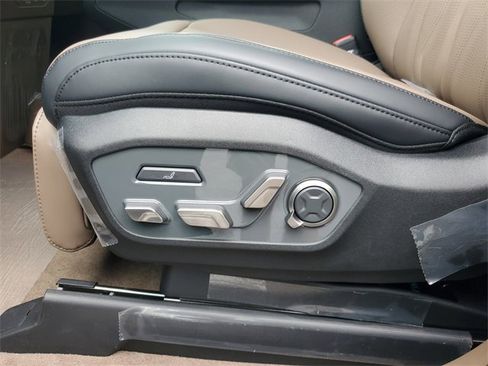 New 2026 Kia EV9 GT-Line image 16