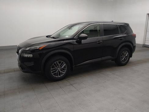 Used 2021 Nissan Rogue S FWD image 2