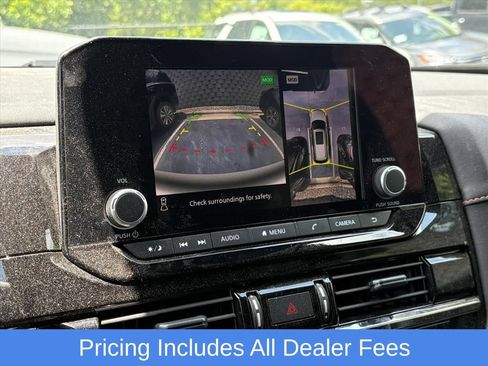 Used 2024 Nissan Pathfinder Rock Creek AWD/4WD image 9