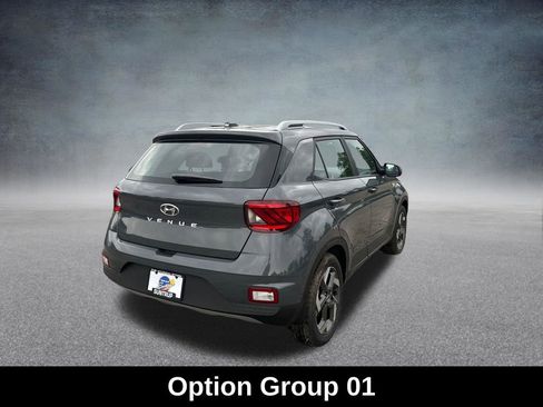 Used 2026 Hyundai Venue SEL FWD image 6
