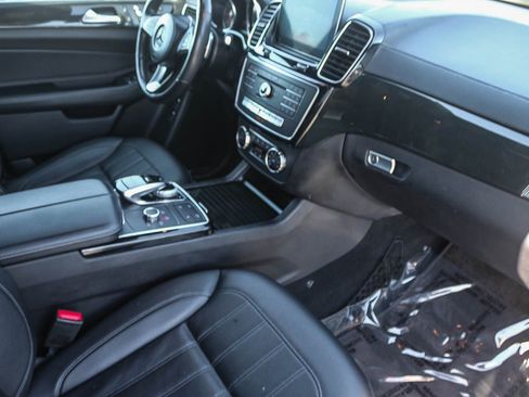 Used 2018 Mercedes-Benz GLS 450 4MATIC image 17