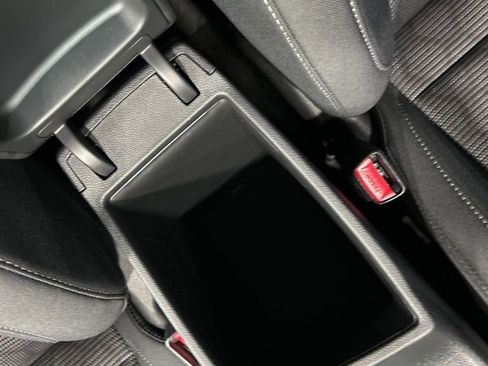 Used 2022 Kia Niro LXS image 25