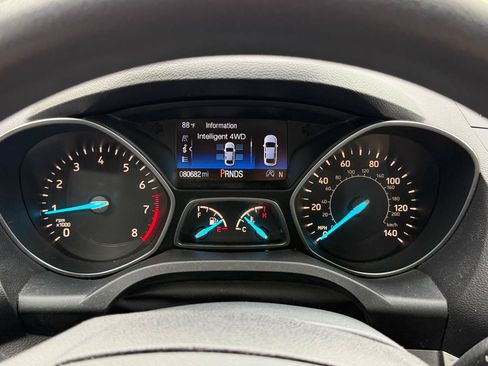 Used 2017 Ford Escape SE AWD/4WD image 9
