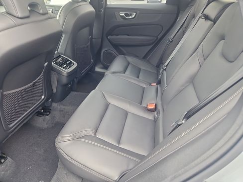 New 2026 Volvo XC60 B5 Ultra w/ Protection Package Premier image 21