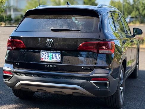Used 2022 Volkswagen Taos SE FWD image 5