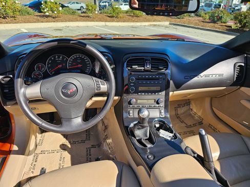 Used 2008 Chevrolet Corvette Convertible w/ Preferred Equipment Group image 13