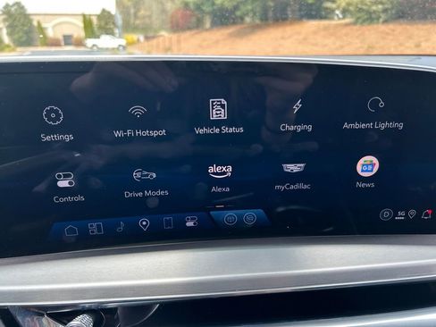 Used 2024 Cadillac Lyriq Luxury w/ LPO, Floor Liner Package image 29