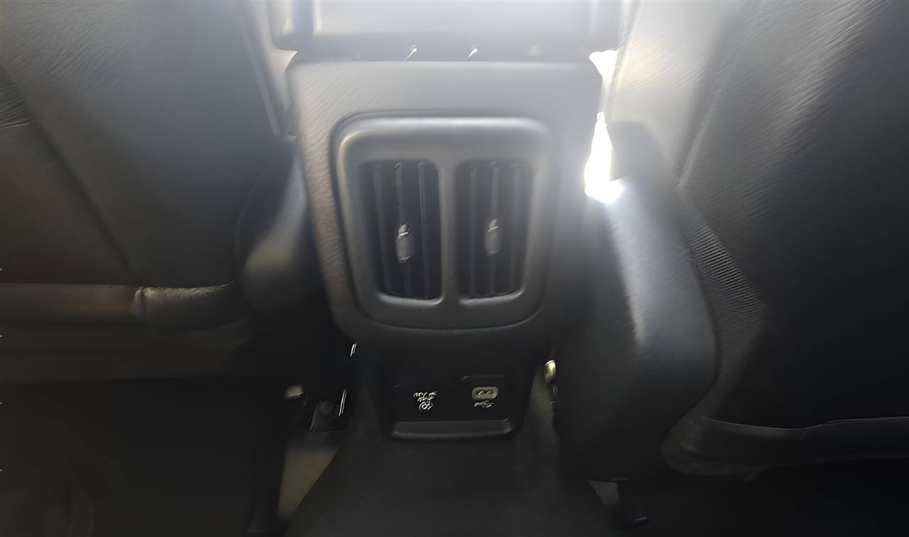 Used 2020 Jeep Compass Trailhawk w/ Cold Weather Group AWD/4WD image 26