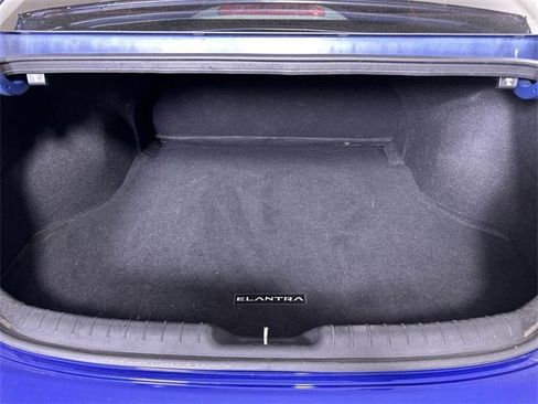 Used 2022 Hyundai Elantra SEL w/ Convenience Package image 27
