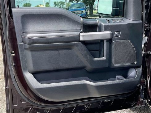 Used 2018 Ford F150 Platinum w/ Equipment Group 701A Luxury RWD image 17