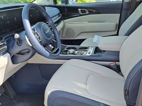 New 2026 Kia Carnival SX Prestige image 12