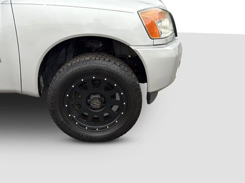 Used 2013 Nissan Titan S image 19