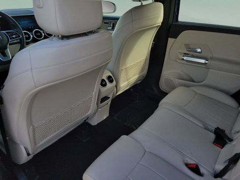 Certified 2021 Mercedes-Benz GLB 250 image 14