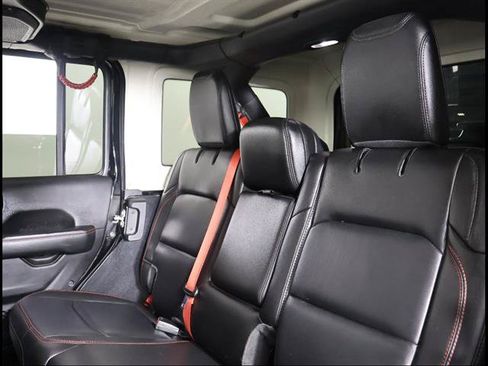 Used 2020 Jeep Wrangler Unlimited Rubicon w/ Quick Order Package 28Y Recon AWD/4WD image 10