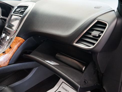 Used 2018 Lincoln MKX Reserve w/ Lincoln MKX Climate Package FWD image 46