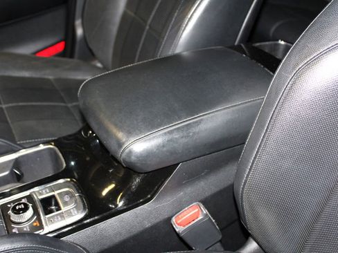 Used 2020 Kia Telluride EX image 24