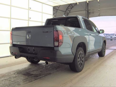 Used 2023 Honda Ridgeline RTL image 3