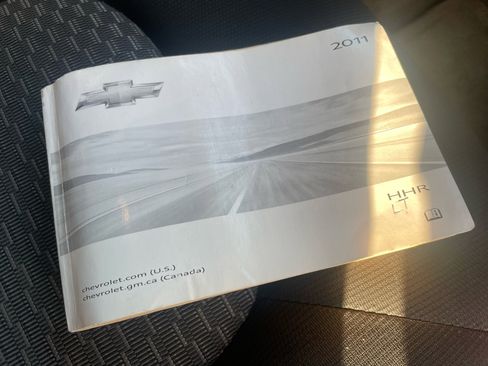 Used 2011 Chevrolet HHR LT w/ LT Preferred Equipment Group image 28